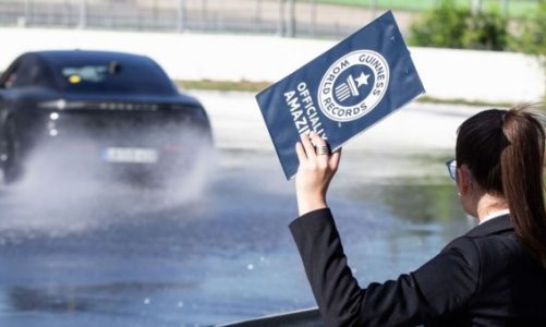 Porsche Taycan, En Uzun Drift Yapan Elektrikli Otomobil Rekorunu Kırdı